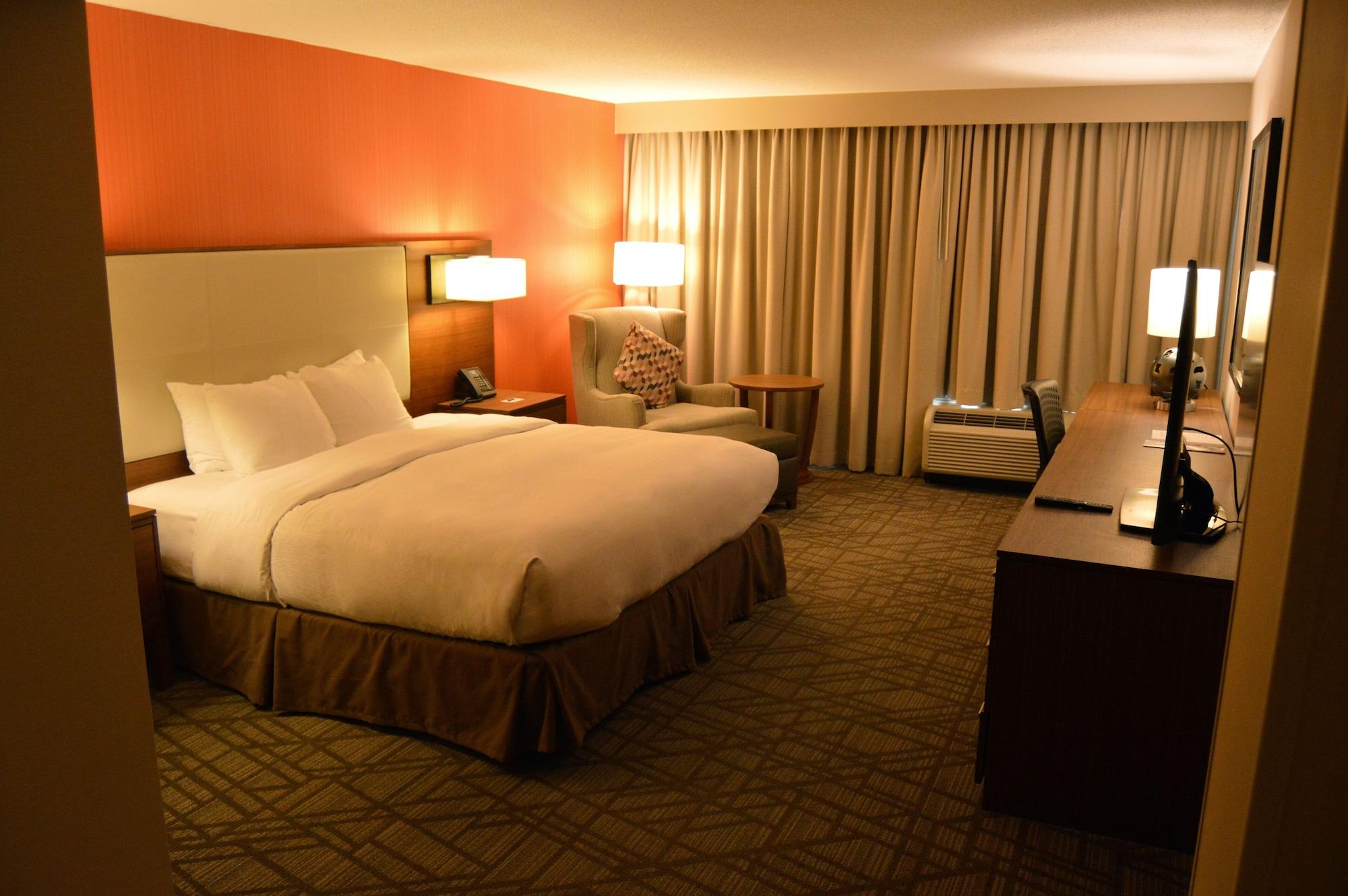 Hilton Knoxville Airport Alcoa Exterior photo