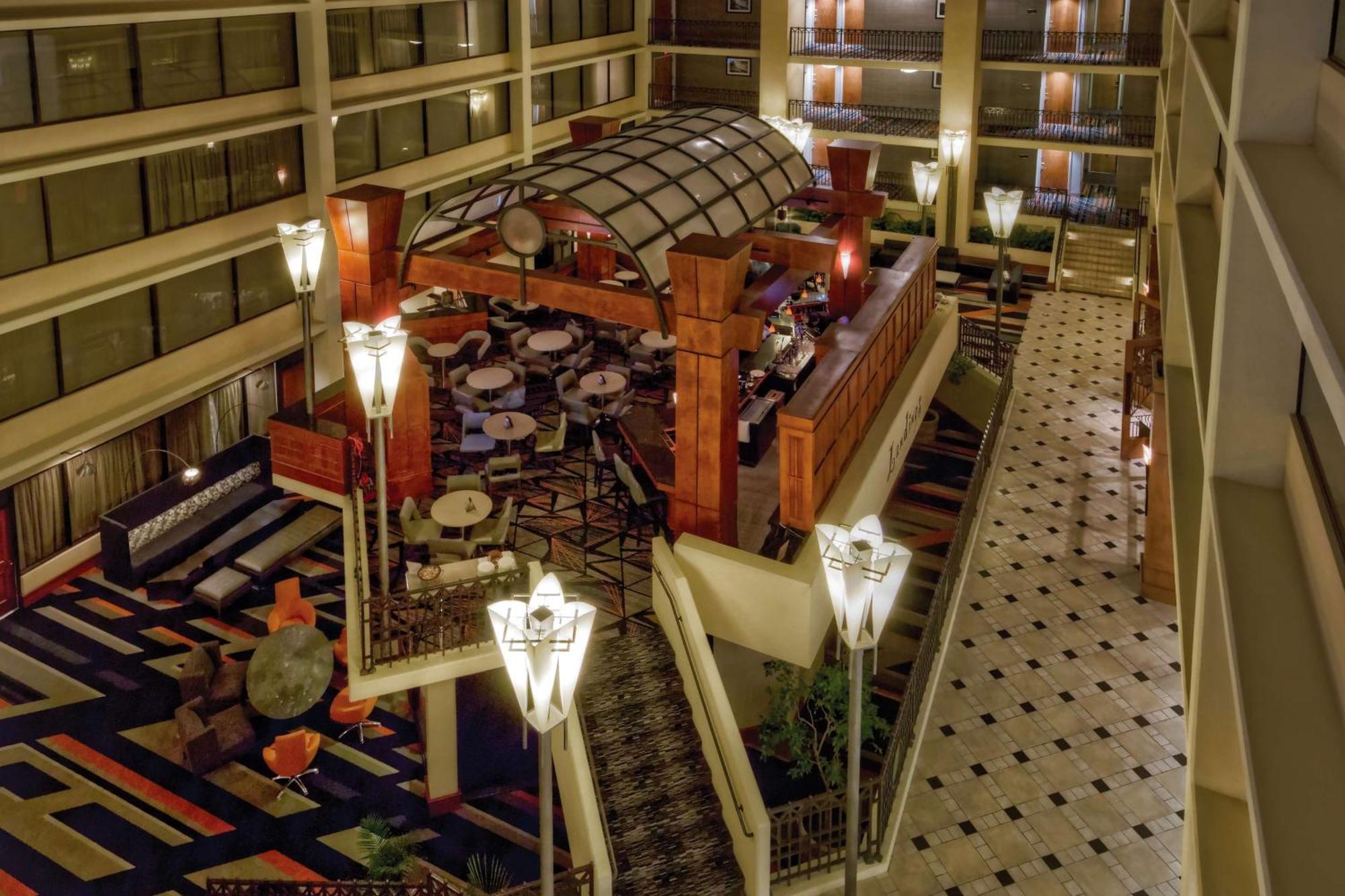 Hilton Knoxville Airport Alcoa Exterior photo