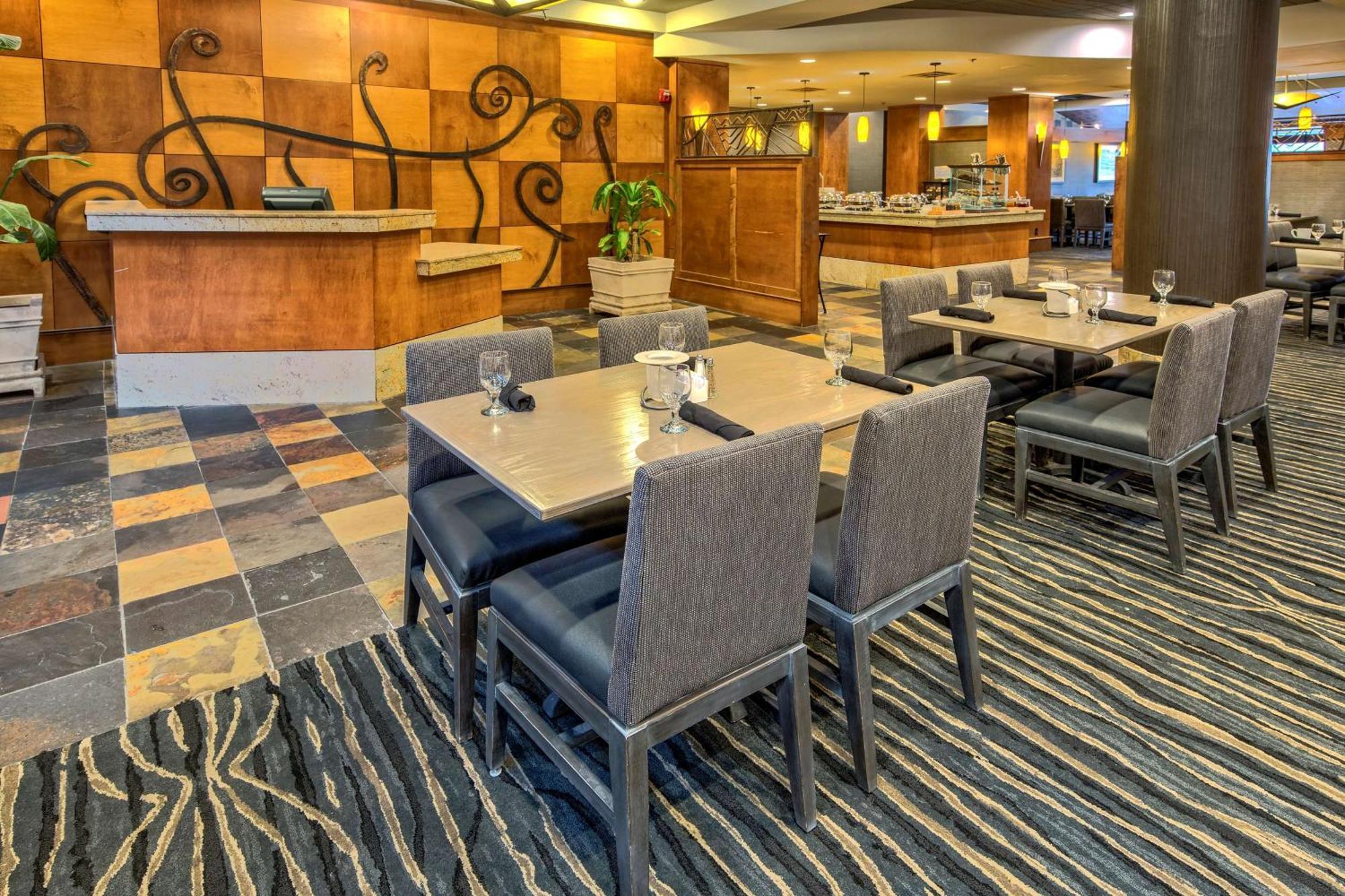 Hilton Knoxville Airport Alcoa Exterior photo