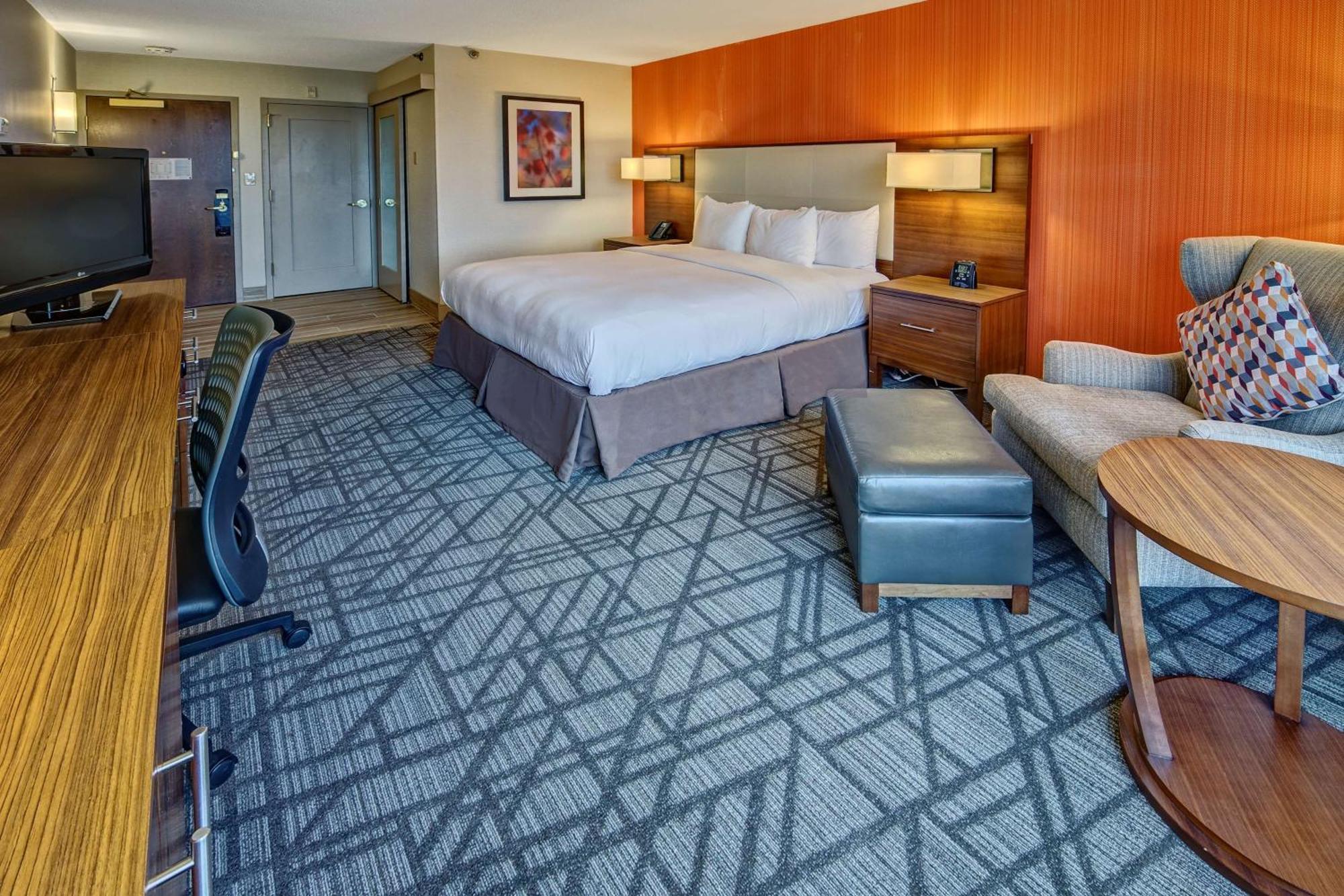 Hilton Knoxville Airport Alcoa Exterior photo